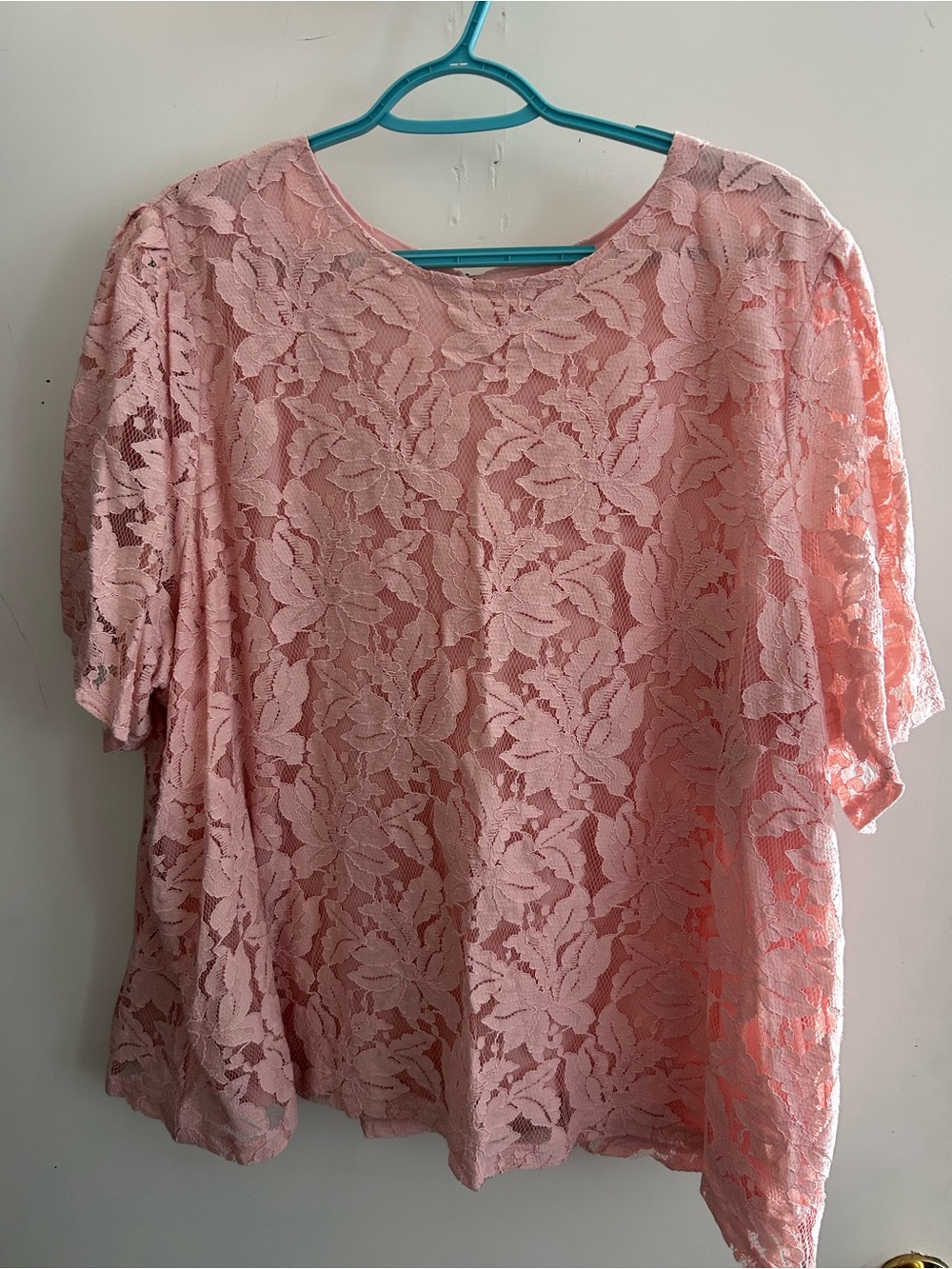 Liz Claiborne Pink Floral Lace Short Sleeve Blouse